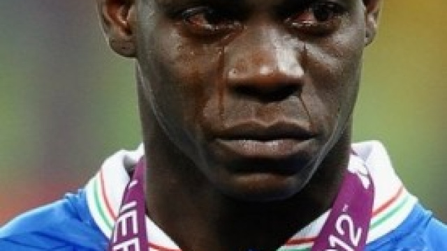 Mario Balotelli riconosce sua figlia Pia
