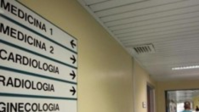 28enne abortisce nel bagno di un ospedale