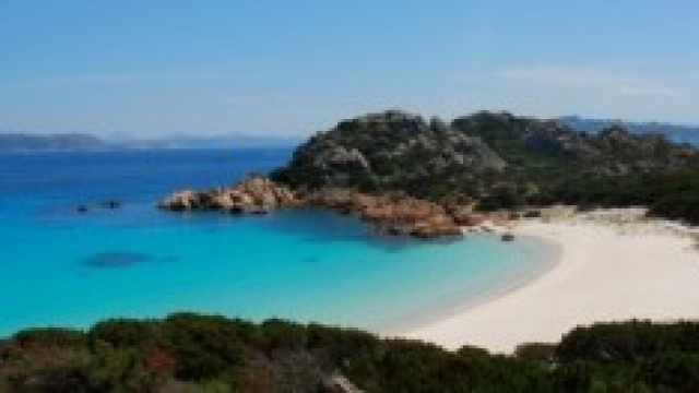 Pasqua in Sardegna lontani dal caos