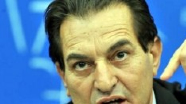 La Regione Sicilia abolisce le Province