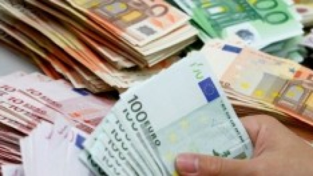 UN po' di ossigeno per i lavoratori, gi&ugrave; le tasse