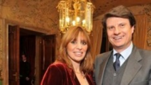 Alessandra si &egrave; rifugiata dalla madre con i figli