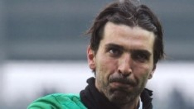 Buffon si rammarica dopo il pari in Europa