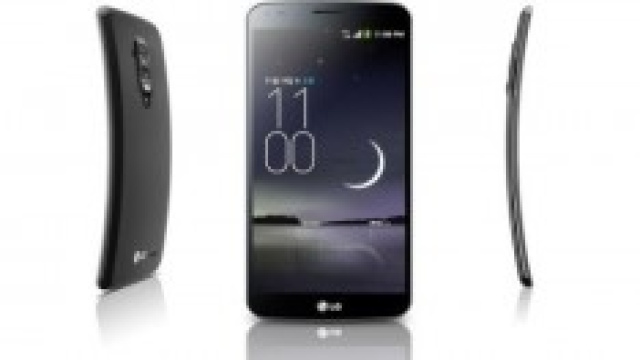 LG G Flex, lo smartphone dalle curve sinuose