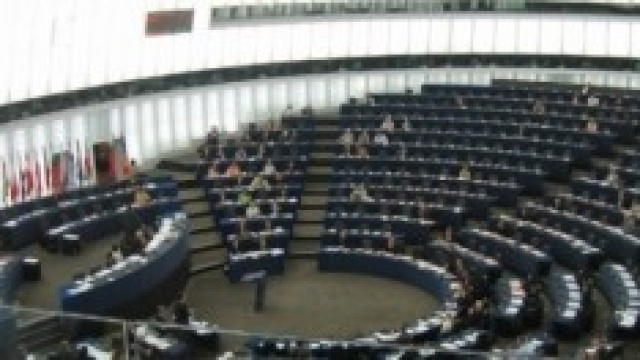 Via libera al caricabatterie universale in Europa.