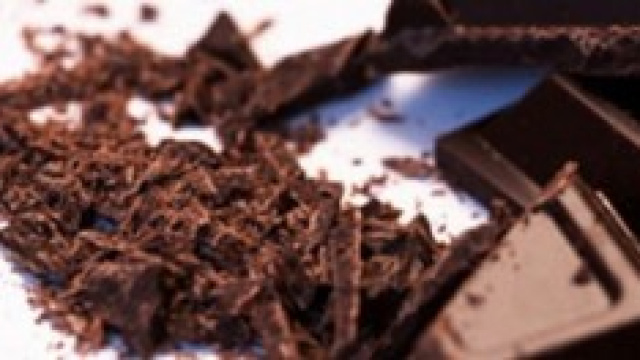 S&igrave; al cioccolato fondente