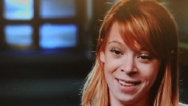 Adrianne torna a ballare con gamba bionica