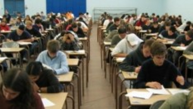 Concorsi pubblici 2014: Asl, polizia e Regione