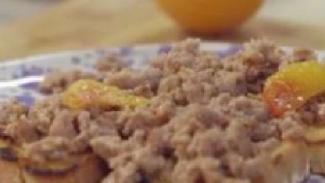 Bruschette con salsiccia all'arancia, ricetta 