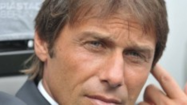 Antonio Conte vine la panchina d'oro