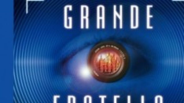 Grande Fratello 13: Manuela Arcuri assediata