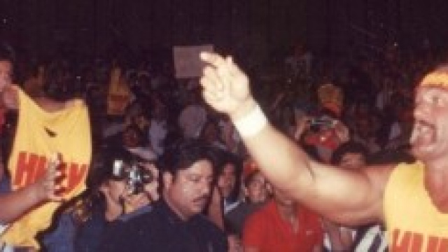 Il difficile rapporto tra wrestler e legge.