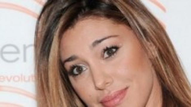 Belen Rodriguez e il selfie