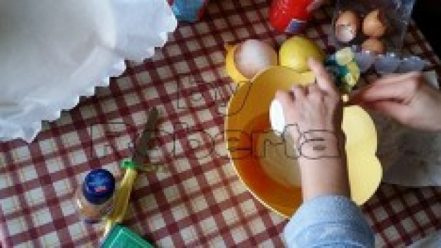 foto 1 - Torta di mele per Festa del Pap&agrave; 2014
