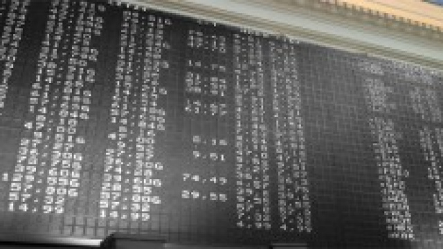 I dati di avvio giornata di Piazza Affari
