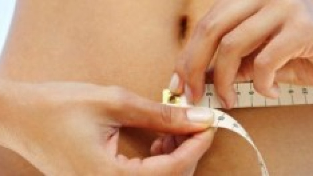 Pancia piatta e prova costume