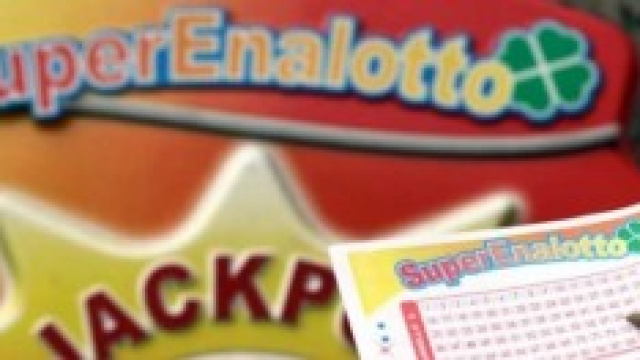 Estrazione Lotto e Superenalotto oggi 15 aprile 