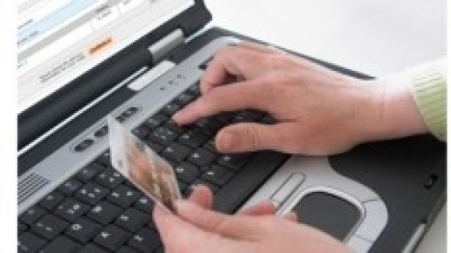 Le truffe online continuano a mietere vittime.