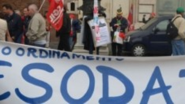 esodati che protestano a Montecitorio