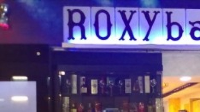 Il Roxy Bar di Via Rizzoli a Bologna