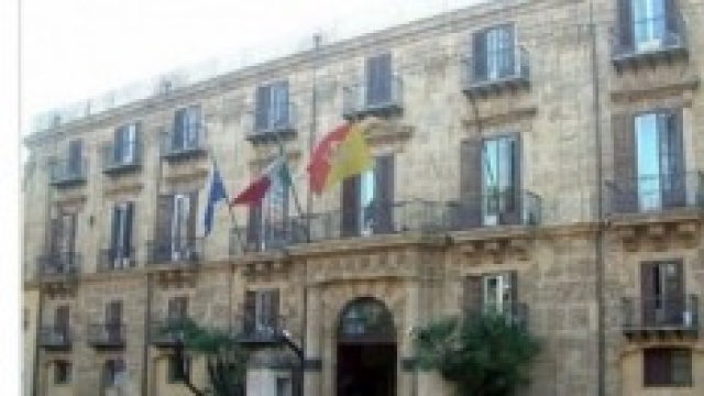 Scandalo precari in Sicilia