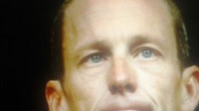 Lance Armstrong lavora come meccanico