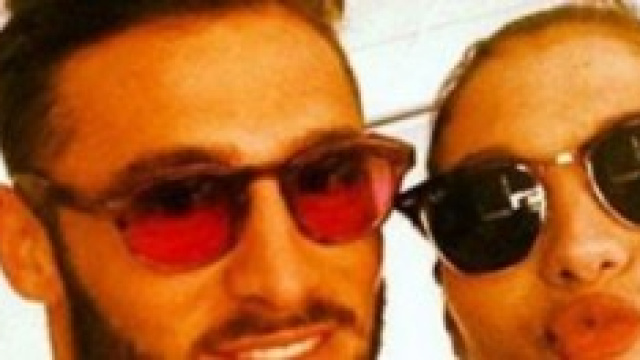 Tommaso e Flavia selfie da single