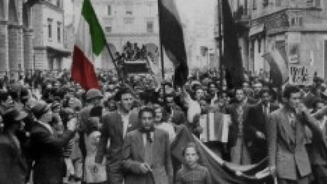 uomini,donne,sacerdoti,politici,operai,contadini