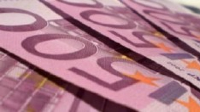 Aumento busta paga, gli 80 euro di Renzi da maggio