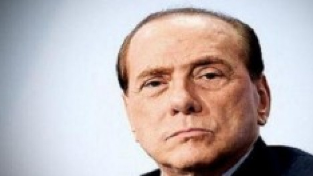 Berlusconi e la Pascale, amore discusso