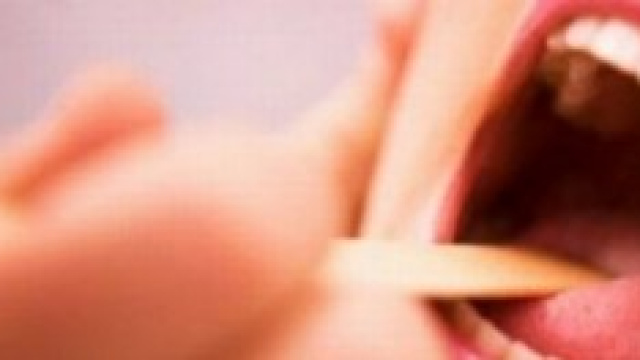 Una  visita alle tonsille