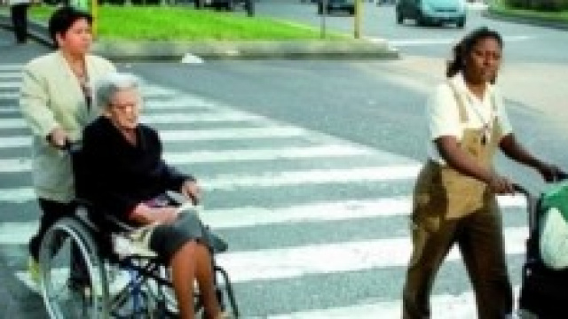 Colf e badanti, pagamento contributi aprile 2014