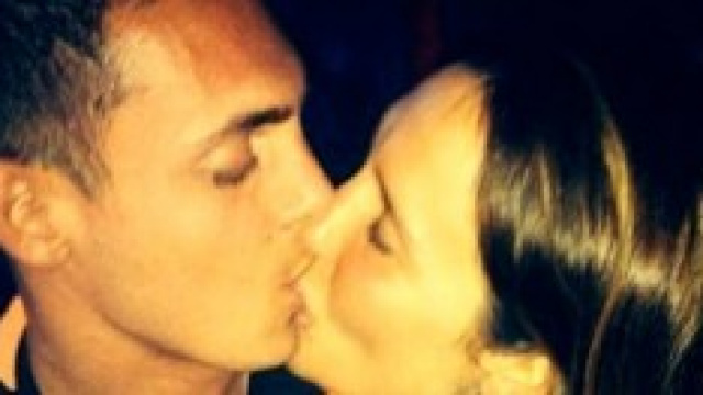 Il bacio apparso su Twitter