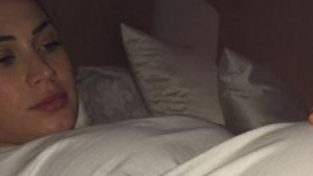 Melissa Satta mostra il pancione su Instagram
