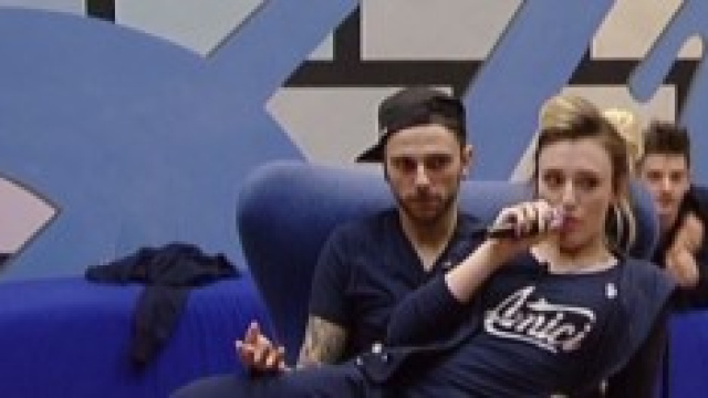 Sara e Denny sar&agrave; amore? 