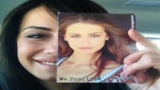 Anna Munaf&ograve; domanda ai fan se sia cambiata