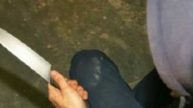 Aggressione con il coltello, il sindaco &egrave; salvo