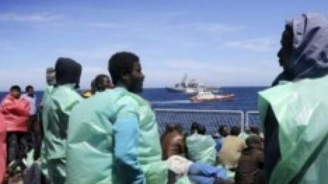 Immigrati tratti in salvo