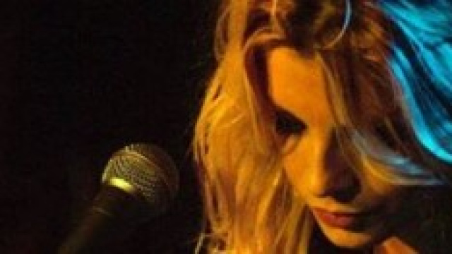 Emma vs Suor Cristina: "Insulto allo showbiz"