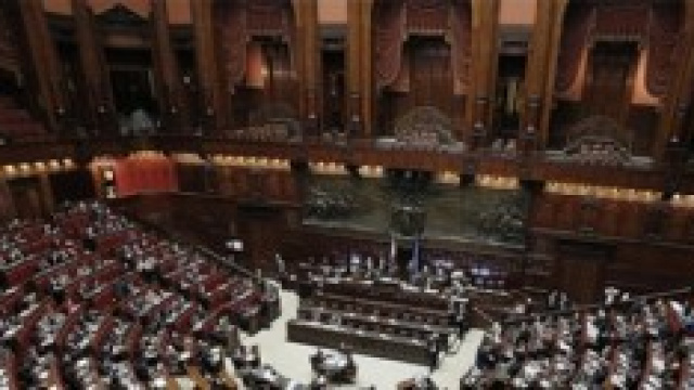 voto di fiducia per il dl casa