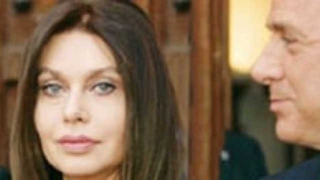 La Lario ex di Berlusconi e il servizio su Chi