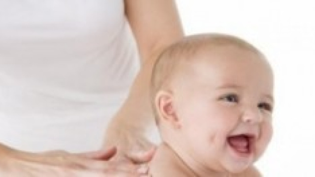 Massaggio Neonatale, utilissimo per il piccolo