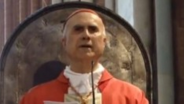 Bild, annuncio 'choc': cardinal Bertone indagato