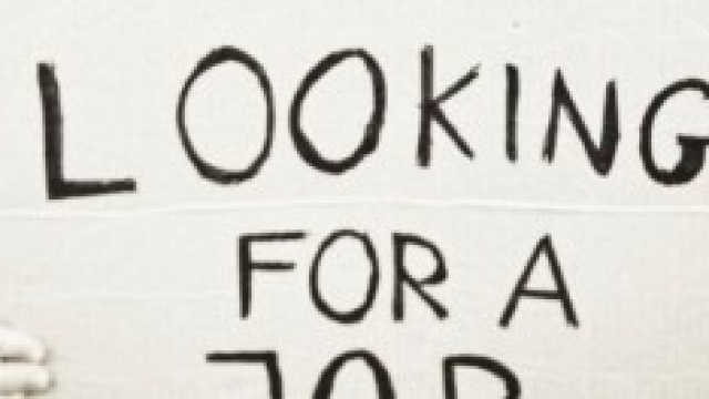 In 4 mila per un posto di lavoro.