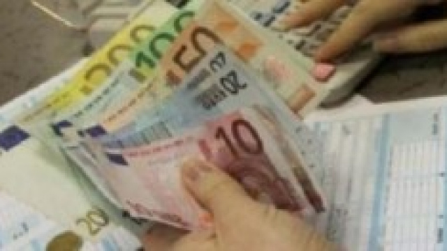 Tasi si rimanda al 16 settembre.