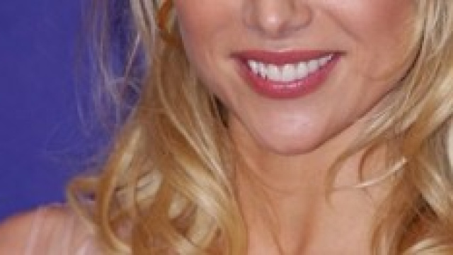 Donna raggira albergatore milanese