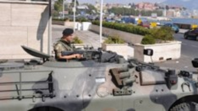 Truffa per 6 milioni all'Esercito italiano