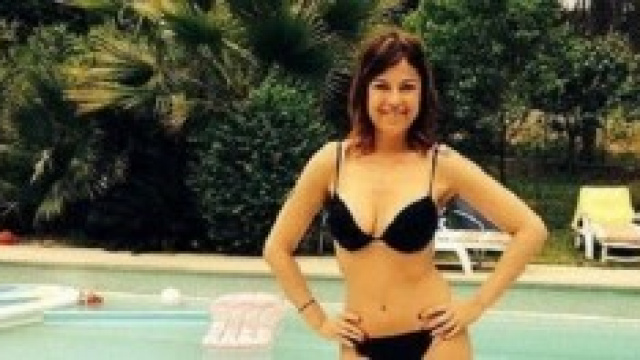 Gossip news, Sara Tommasi in bikini a Cannes