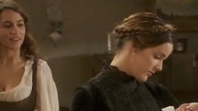 Pepa e Soledad in una scena della serie,