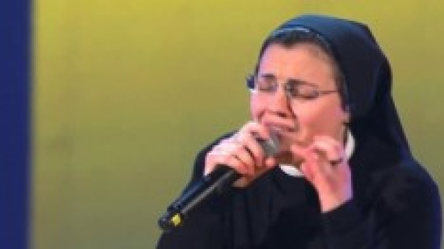Suor Cristina una delle finaliste di The Voice.